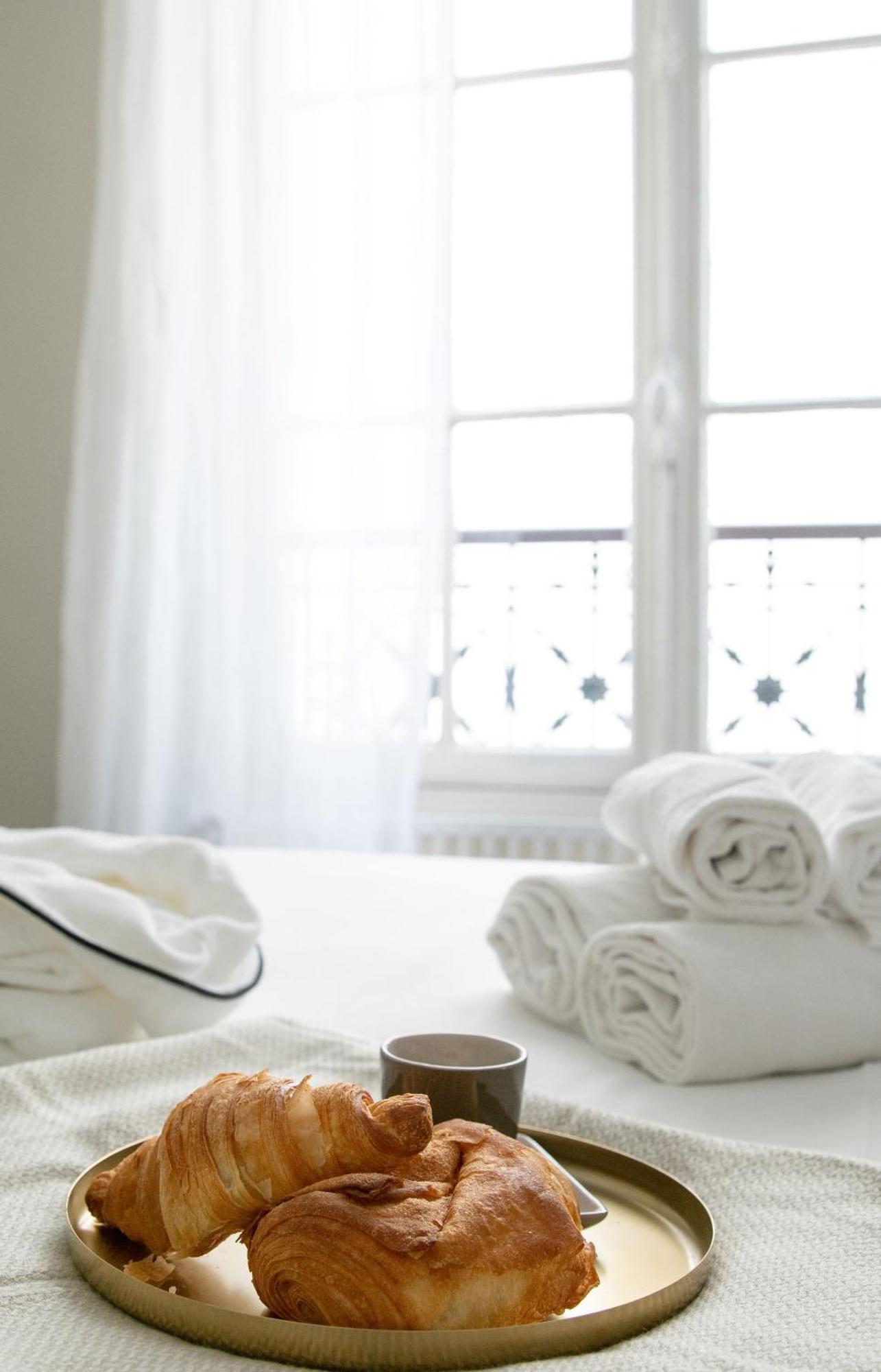 Eiffel Tower & Les Invalides - 1Br - Cityapartmentstay باريس المظهر الخارجي الصورة