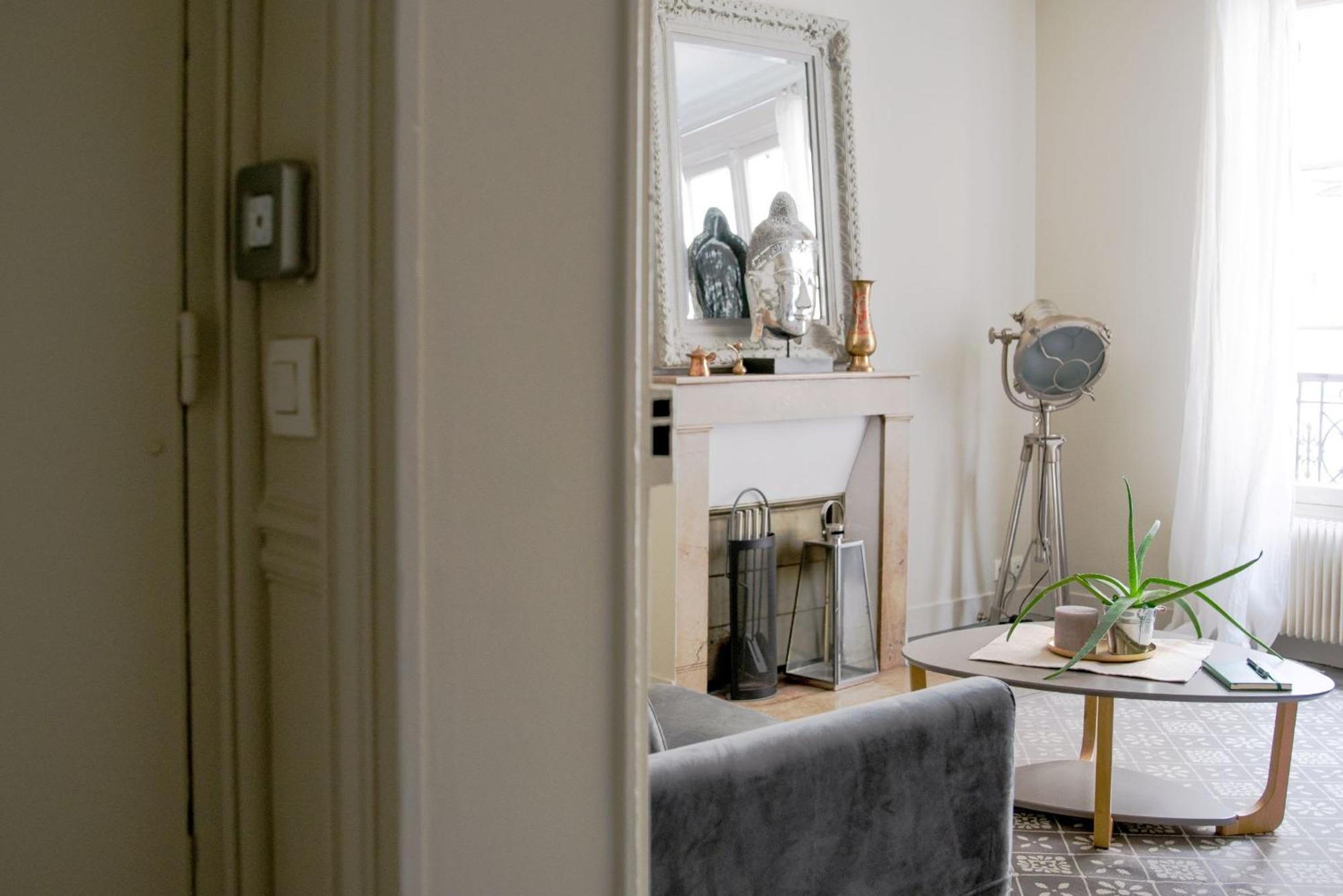 Eiffel Tower & Les Invalides - 1Br - Cityapartmentstay باريس المظهر الخارجي الصورة